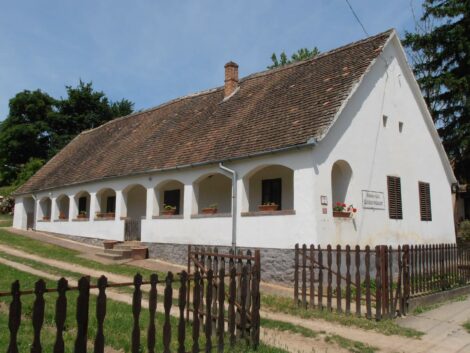 Fekete István emlékszoba