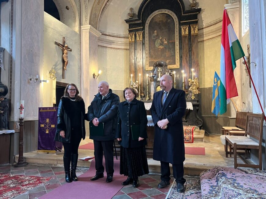 Megemlékezés és díszpolgári cím átadása